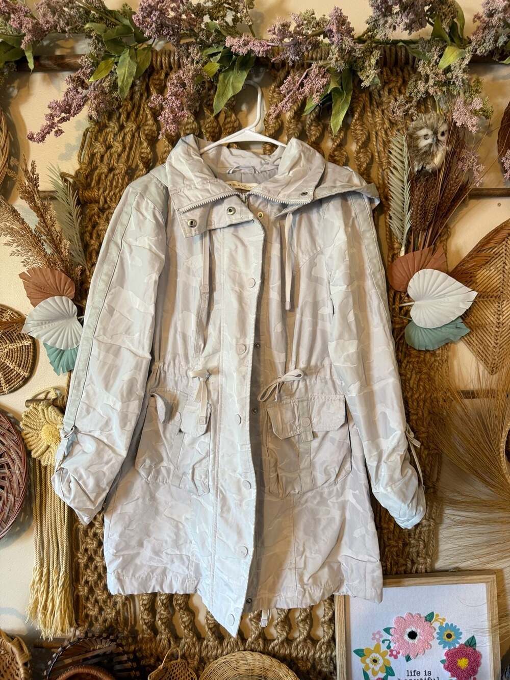 Blanc Noir Women's Camo Jacquard Anorak Jacket in Pumice Stone